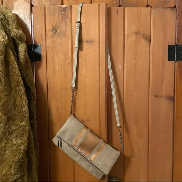 Neiman Marcus Convertible Clutch Tan Shoulder Bag Gold Foil Accent - Picture 1 of 10